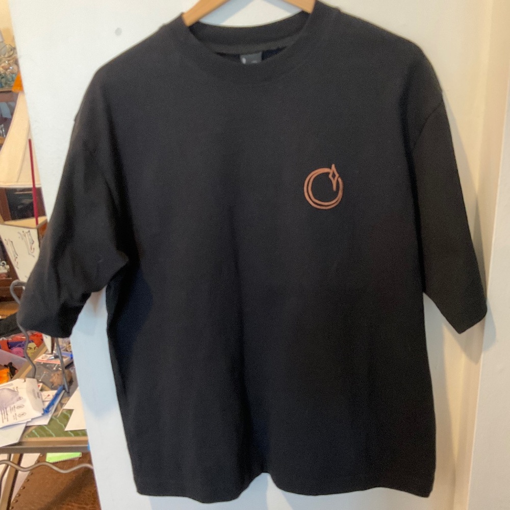 NWT Derschutze Black Medium T-Shirt